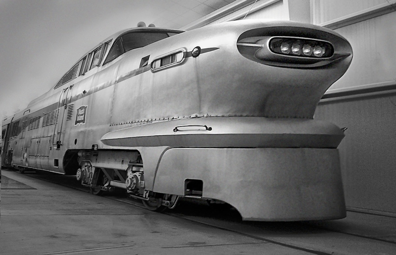 Illustration for article titled The Zeppelin Train, The Aerotrain And Other Classic Streamlined Trains